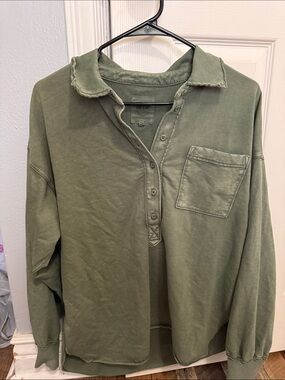 aerie Olive Green Button-Down Long Sleeve Shirt